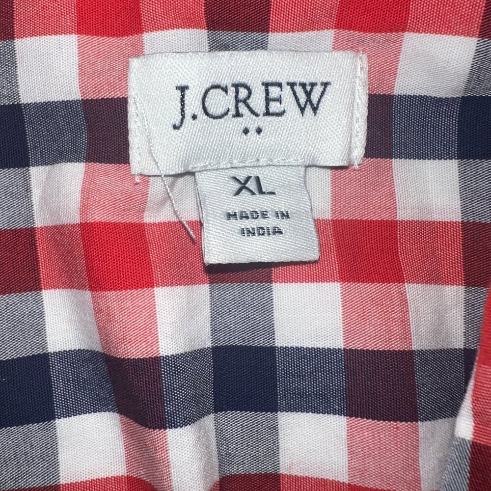 Preppy Collared Tank - Picture 3 of 3